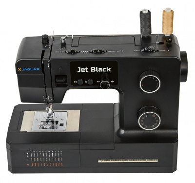 Jaguar Jet Black 006